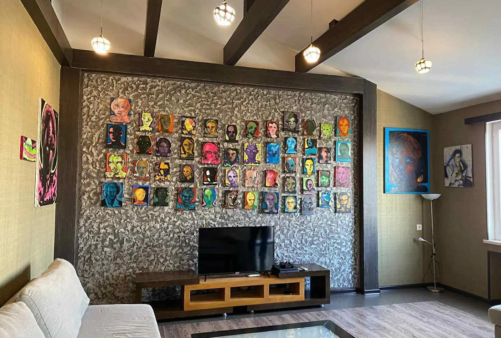 Loft Style Apartment Old ティビリシ