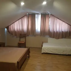 3* Nocleg ze śniadaniem Red